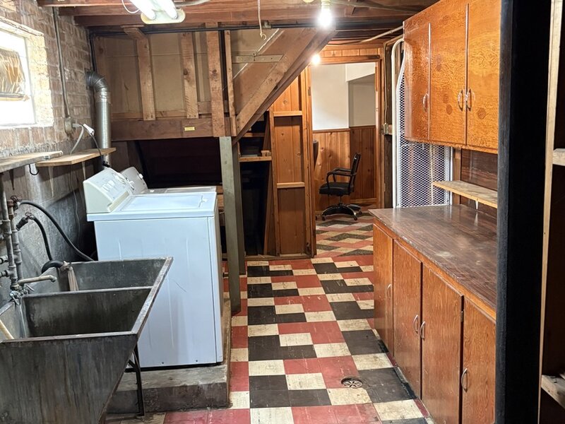 10525 S Millard Avenue Chicago IL 60655