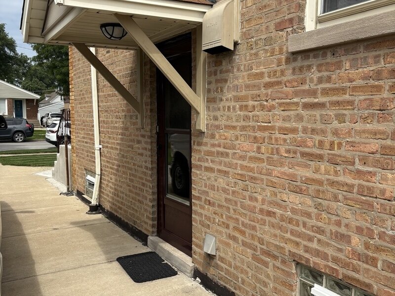10525 S Millard Avenue Chicago IL 60655