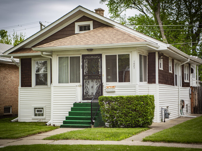1427 S 21st Avenue Maywood IL 60153