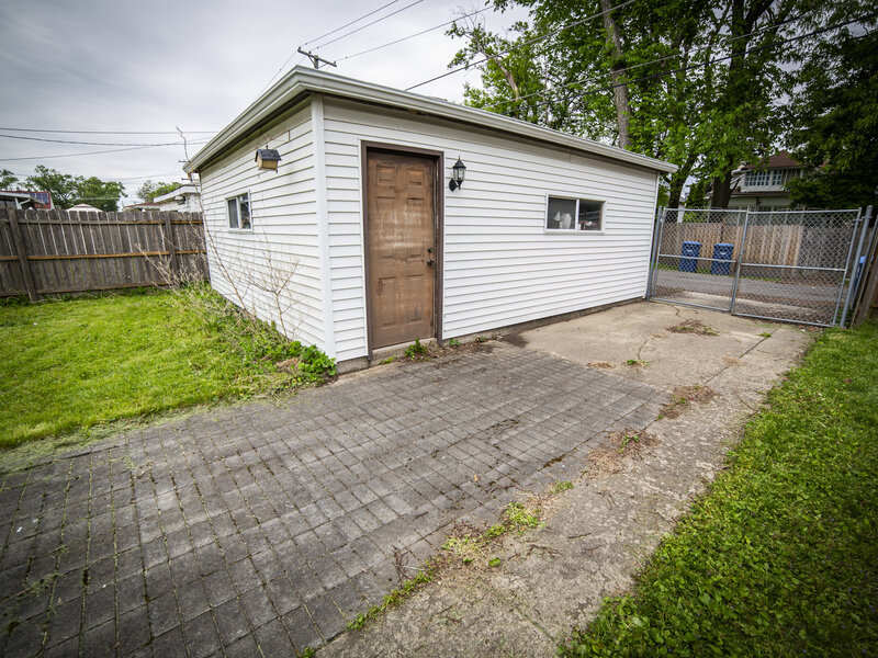 1427 S 21st Avenue Maywood IL 60153