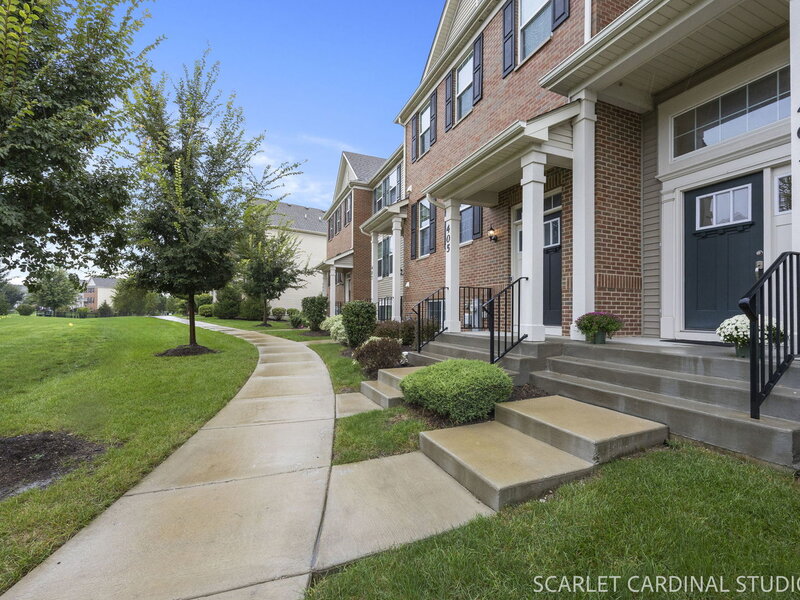 403 Shadow Court Oswego IL 60543