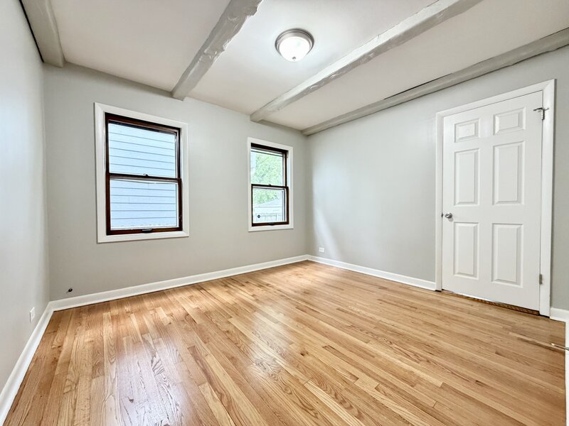 17963 Roy Street Lansing IL 60438