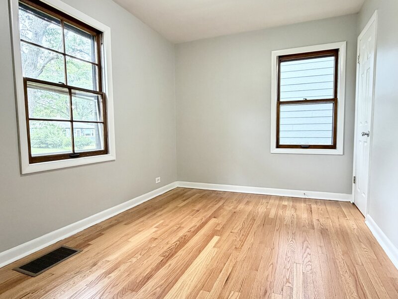 17963 Roy Street Lansing IL 60438