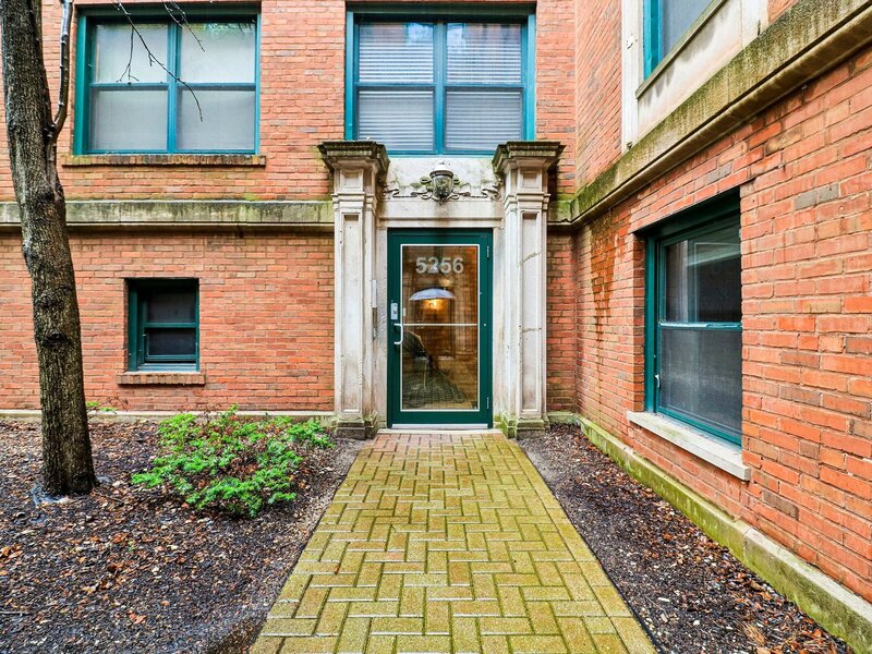 5256 S Drexel Avenue Chicago IL 60615