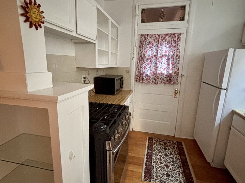 6759 N Artesian Avenue Chicago IL 60645