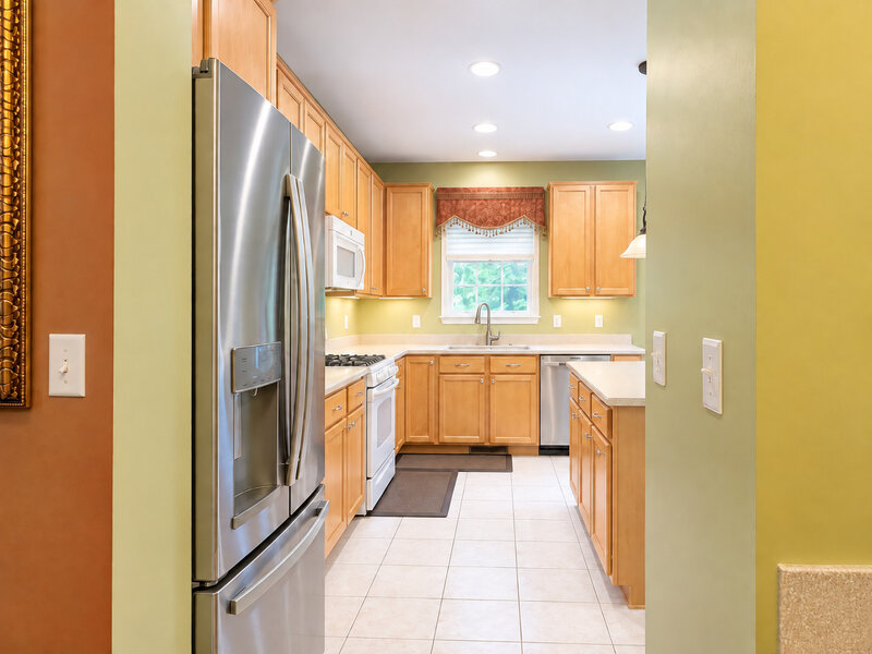 3042 Seekonk Avenue Elgin IL 60124