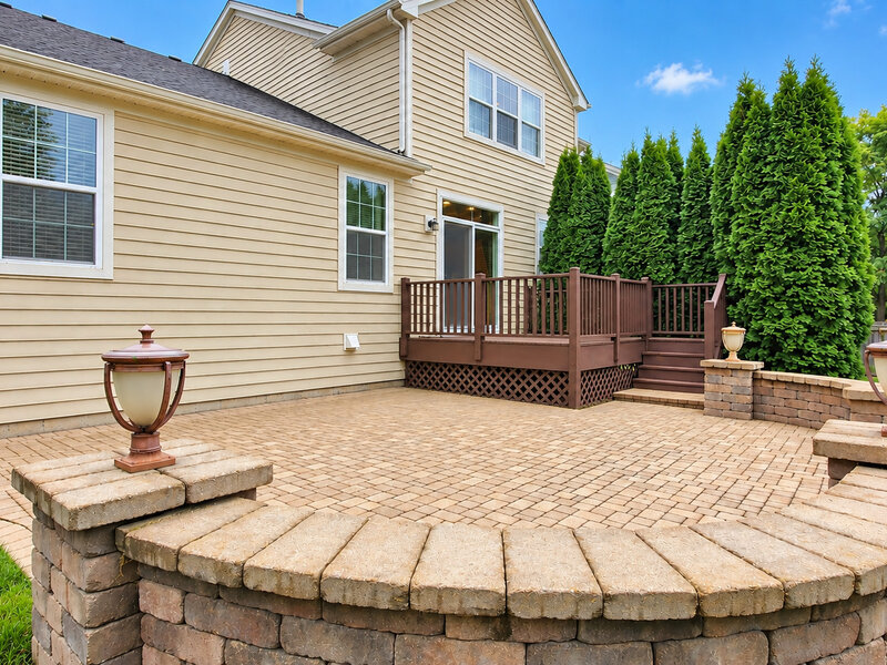 3042 Seekonk Avenue Elgin IL 60124