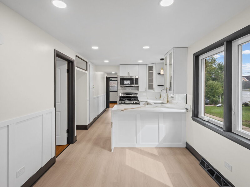 5123 S Lotus Avenue Chicago IL 60638