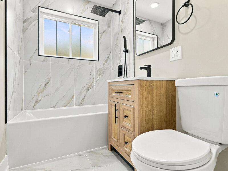 10933 S Eggleston Avenue Chicago IL 60628