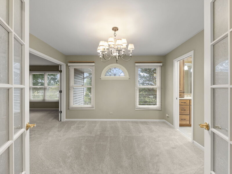 2256 Ridgewood Road Lisle IL 60532