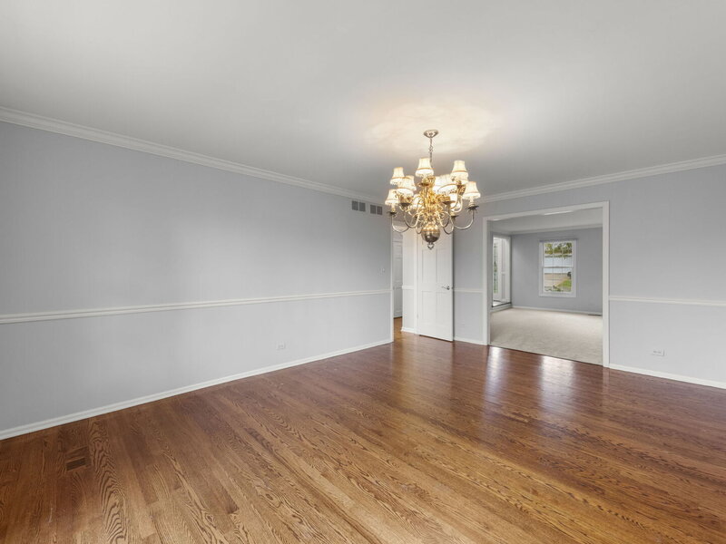 2256 Ridgewood Road Lisle IL 60532