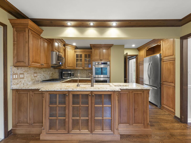 2256 Ridgewood Road Lisle IL 60532