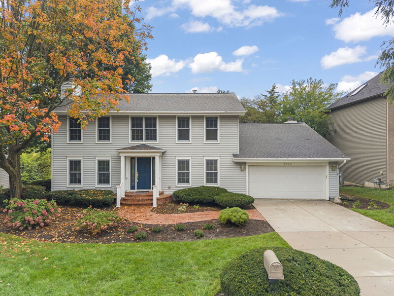 2256 Ridgewood Road Lisle IL 60532