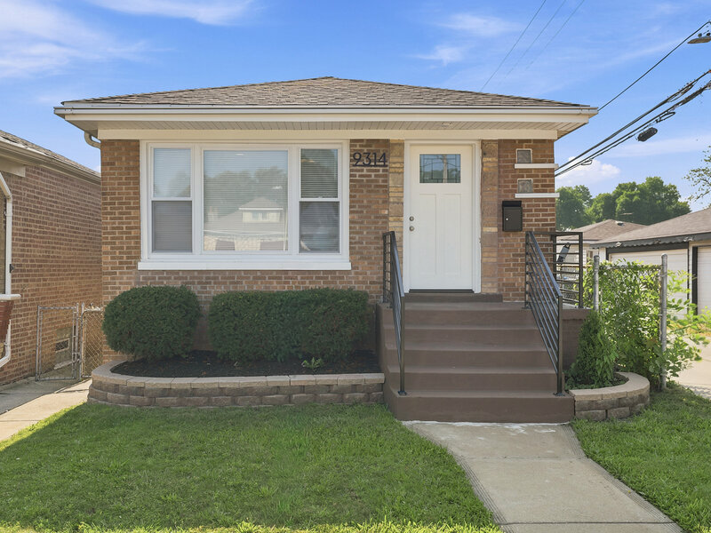 9314 S Colfax Avenue Chicago IL 60617