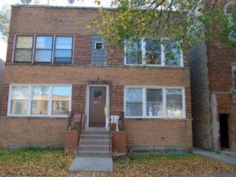 4931 Hull Street Skokie IL 60077