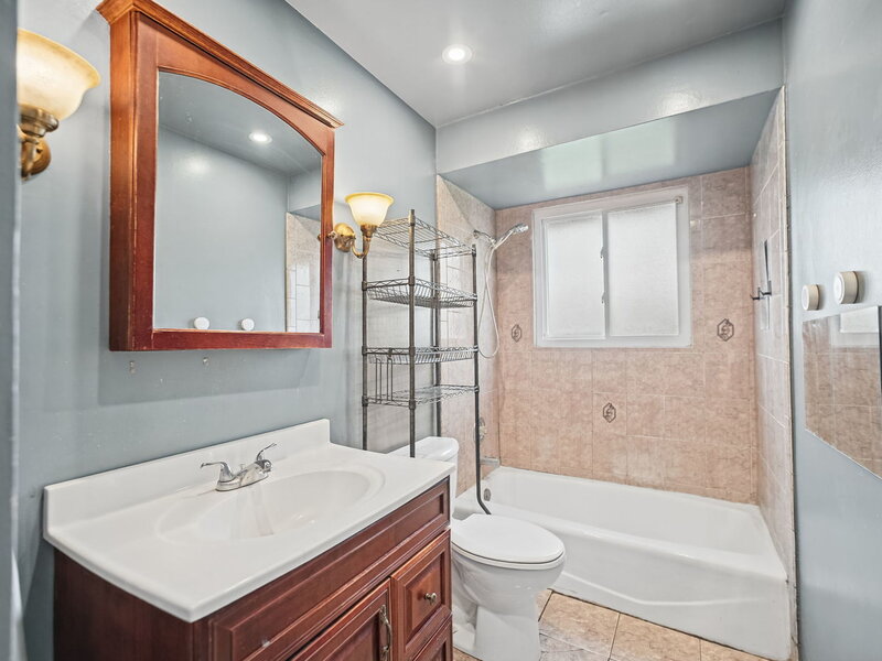4121 Indian Hill Drive Country Club Hills IL 60478