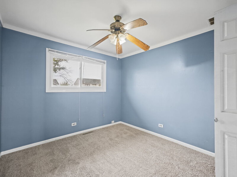 4121 Indian Hill Drive Country Club Hills IL 60478