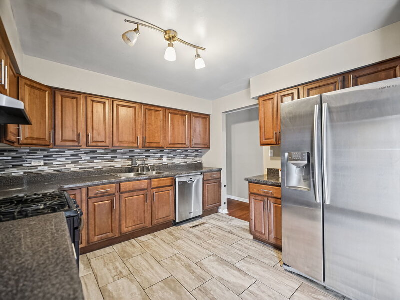 4121 Indian Hill Drive Country Club Hills IL 60478