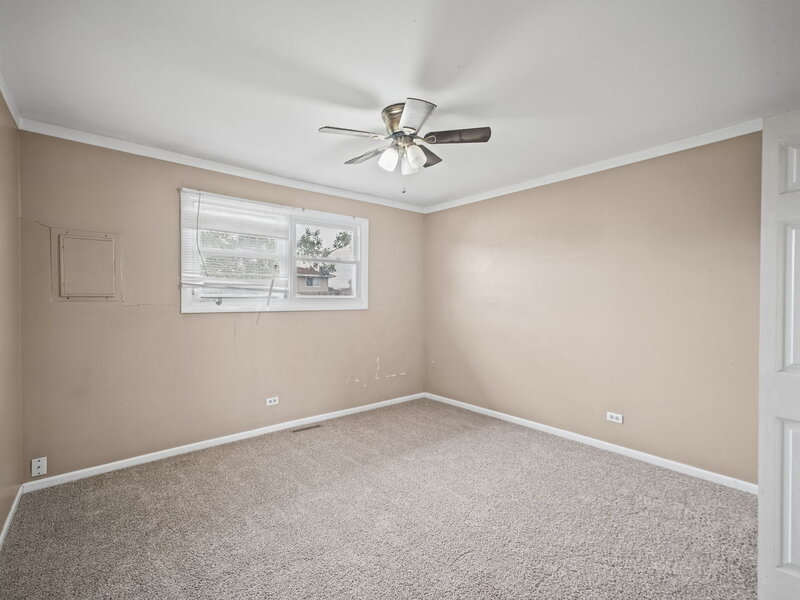 4121 Indian Hill Drive Country Club Hills IL 60478