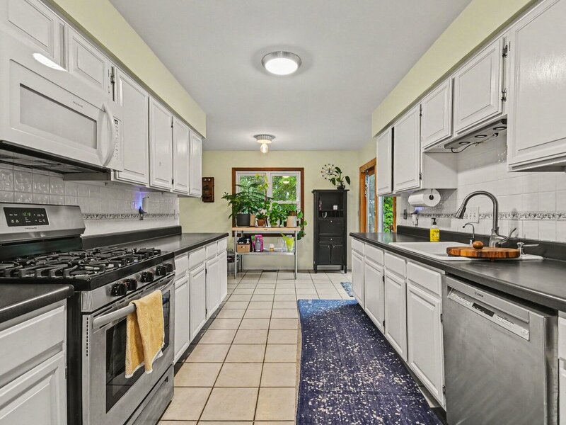 1021 Colony Drive Crystal Lake IL 60014