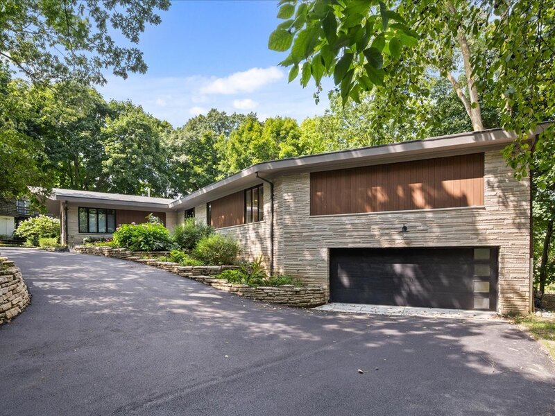89 Cary Avenue Highland Park IL 60035