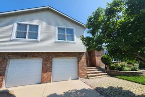 Photo of 12 Mill Pond Drive Glendale Heights IL 60139