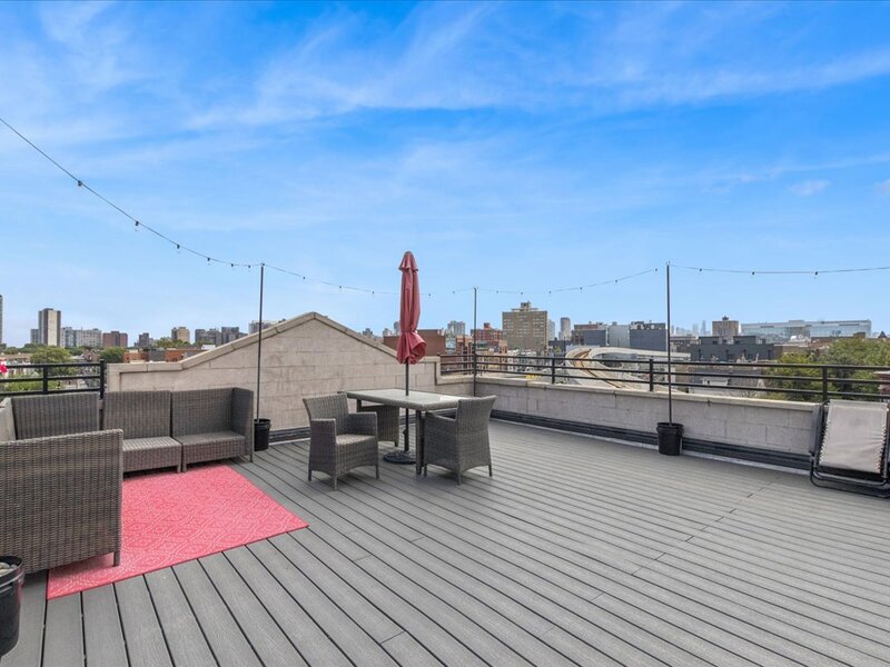 3414 N Sheffield Avenue Chicago IL 60657