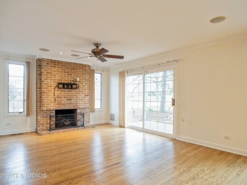 5301 Franklin Avenue Western Springs IL 60558