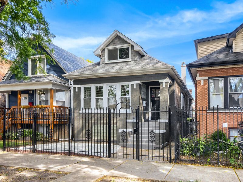 2135 N Kilbourn Avenue Chicago IL 60639