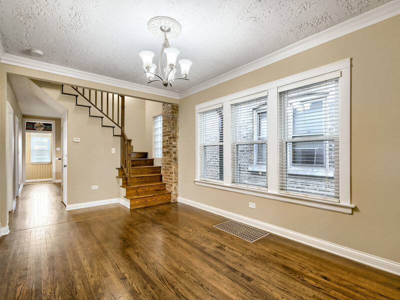 2135 N Kilbourn Avenue Chicago IL 60639