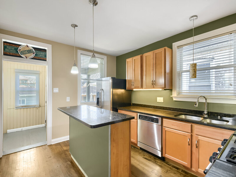 2135 N Kilbourn Avenue Chicago IL 60639