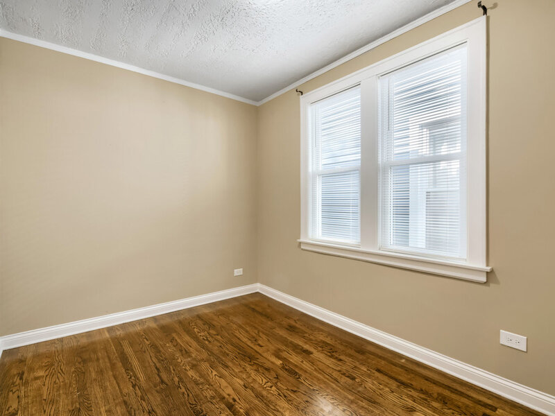 2135 N Kilbourn Avenue Chicago IL 60639