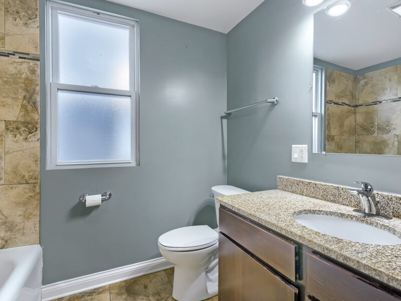 2135 N Kilbourn Avenue Chicago IL 60639