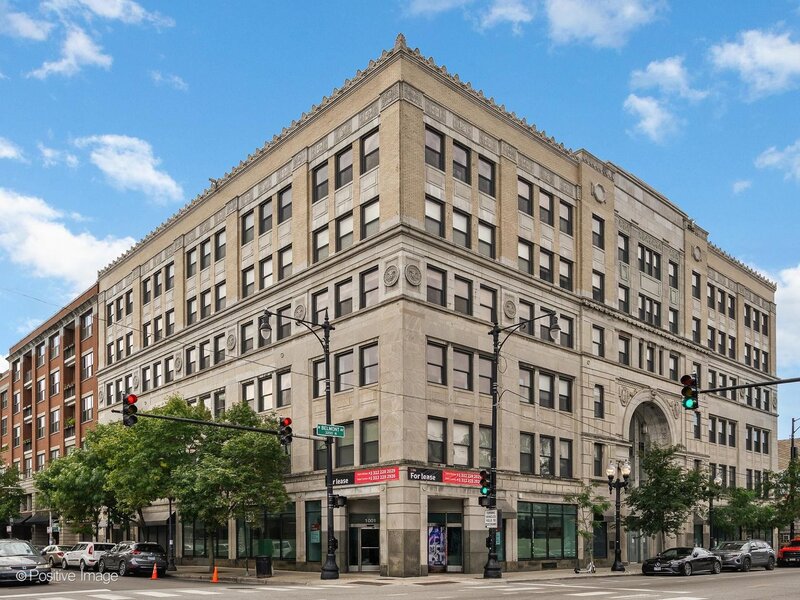 3150 N Sheffield Avenue Chicago IL 60657