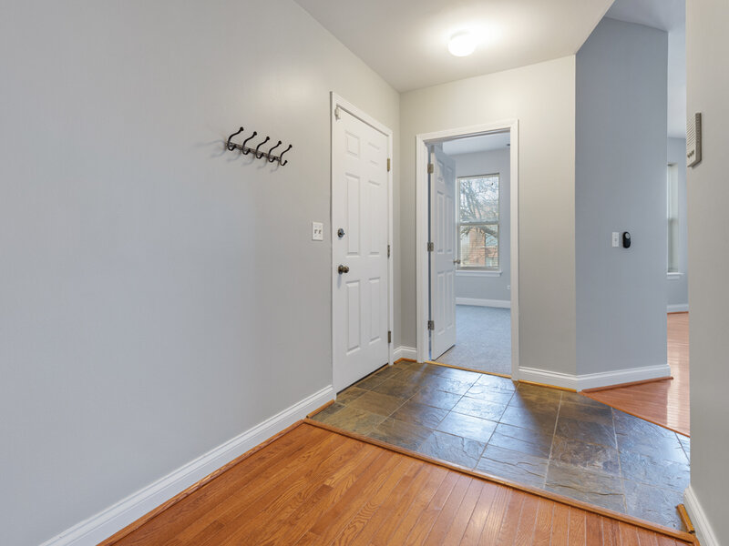 6231 S Woodlawn Avenue Chicago IL 60637