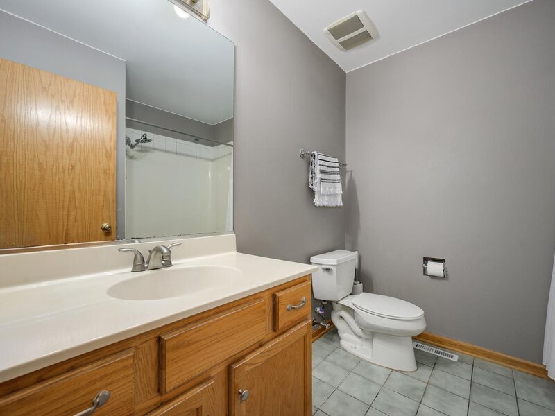13866 Steeples Road Lemont IL 60439