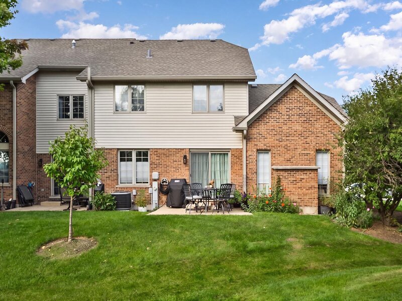 13866 Steeples Road Lemont IL 60439