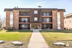 Photo of 9114 W 140th Street Orland Park IL 60462 Unit 201