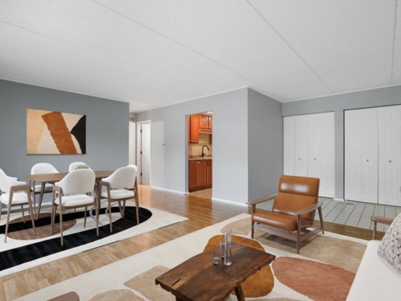 1133 Royal St George Drive Naperville IL 60563