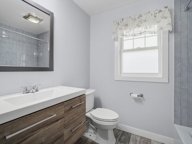 548 W Saint Charles Road Lombard IL 60148