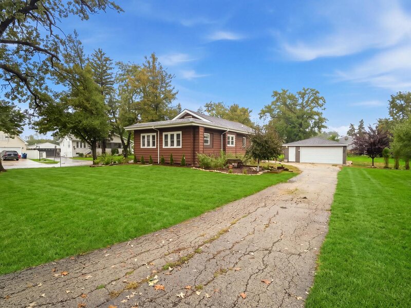 548 W Saint Charles Road Lombard IL 60148