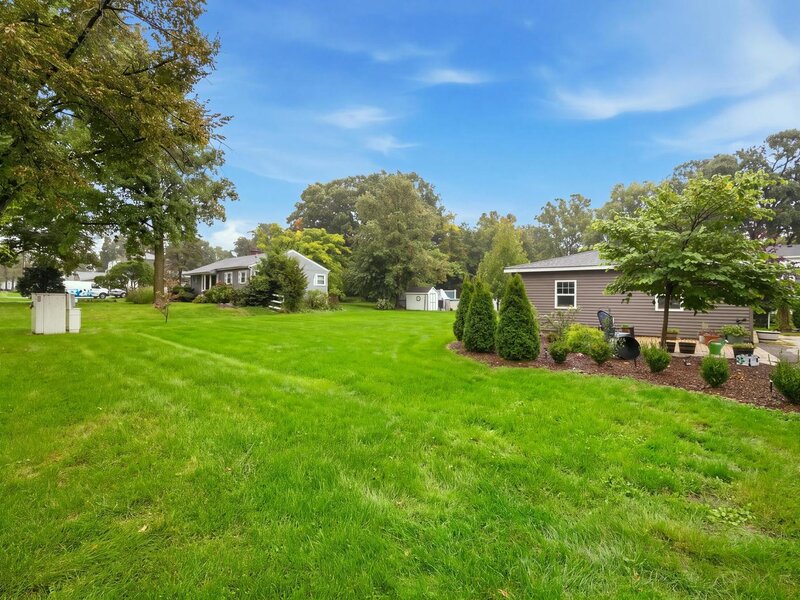 548 W Saint Charles Road Lombard IL 60148