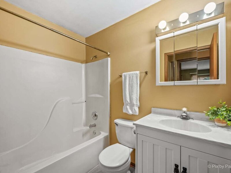 1372 Cunat Court Lake In The Hills IL 60156