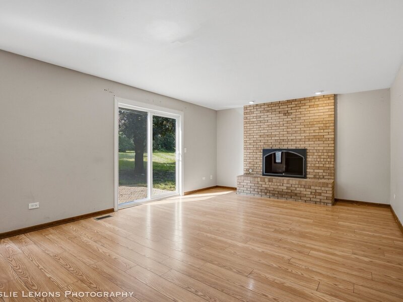 745 Jamestowne Court Sleepy Hollow IL 60118