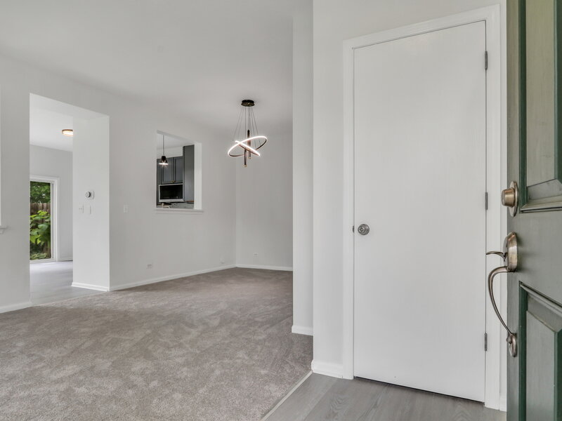 601 W Kristina Lane Round Lake IL 60073