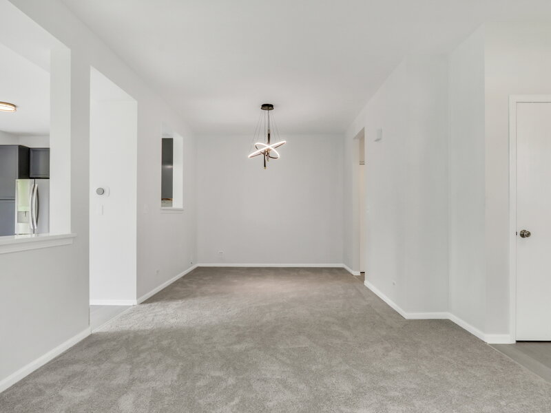 601 W Kristina Lane Round Lake IL 60073