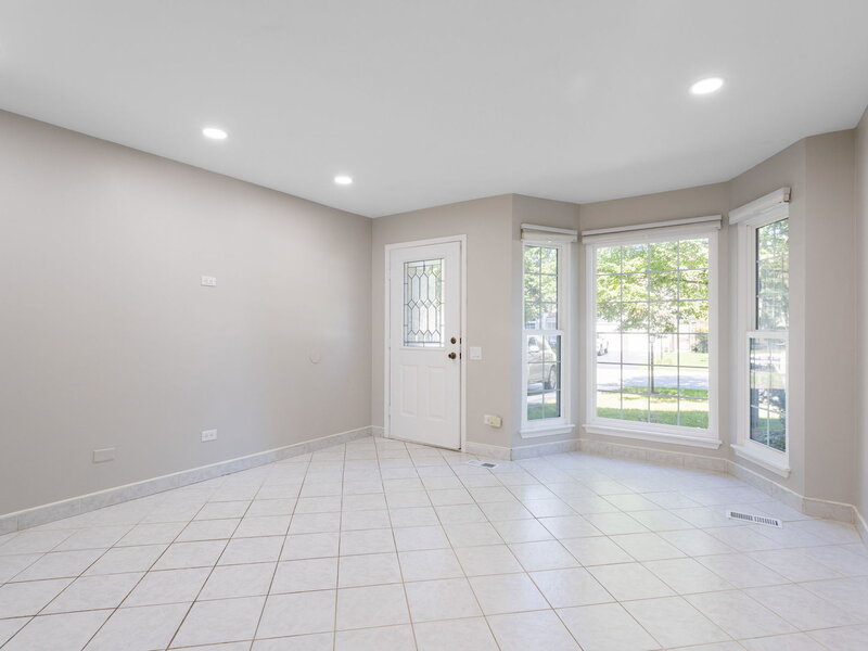 5 Marion Lane Streamwood IL 60107