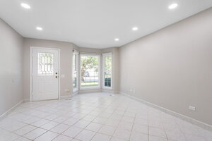 Photo of 5 Marion Lane Streamwood IL 60107