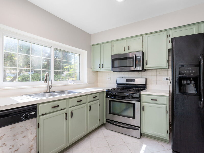 5 Marion Lane Streamwood IL 60107
