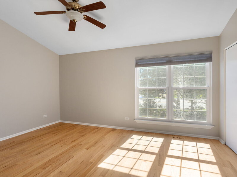 5 Marion Lane Streamwood IL 60107